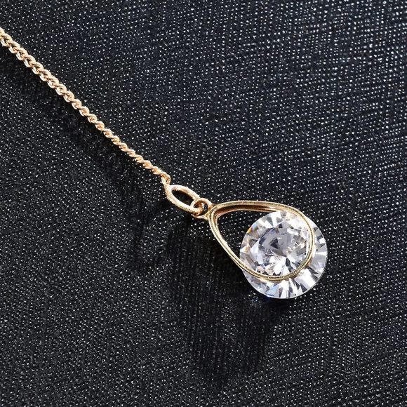 New 18k gold plated long tassel diamond earrings - Picture 5 of 6